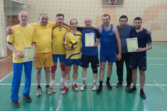На КП «Харківський метрополітен» відбулася 25 спартакіада з волейболу